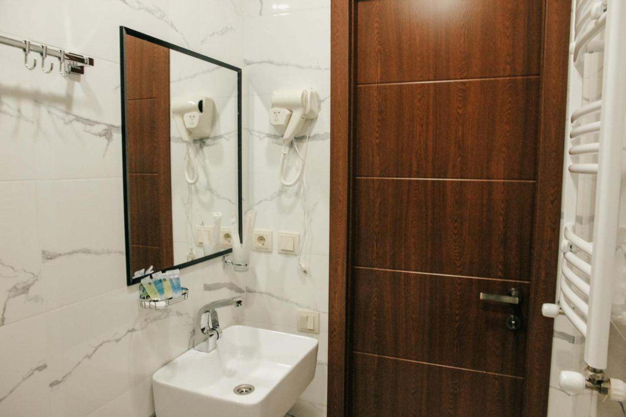 City Heart Hotel Tbilisi Ngoại thất bức ảnh
